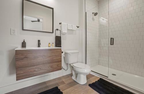 Downtown Columbus House | Chic Retreats in Columbus