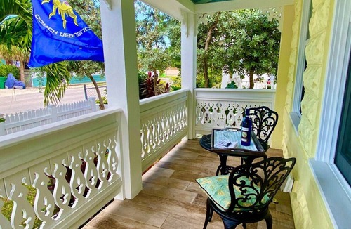 New Town Cottage | Classic Historic Key West Cottage