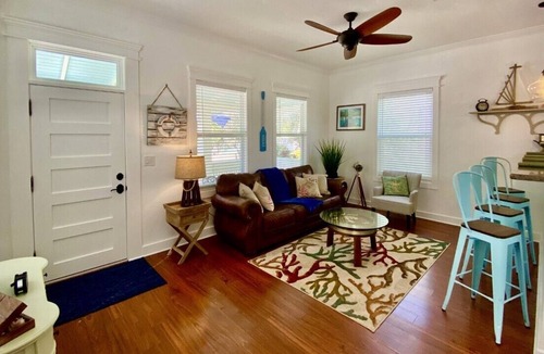 New Town Cottage | Classic Historic Key West Cottage