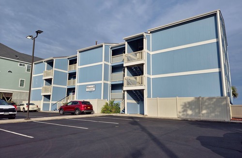 Surfside Beach Condo | Classy, Clean & Elegant Oceanfront 'Penthouse' ~