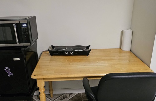 Seabrook Apartment | Clean and Private Apartment with 2 Queen bed 28 min. to DC Downton