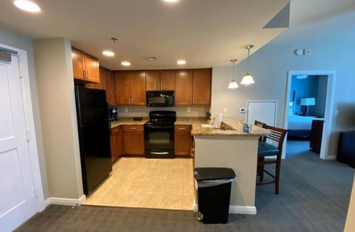 National Harbor Hotel | Club Wyndham National Harbor, Maryland, 2 Bedroom Deluxe Suite