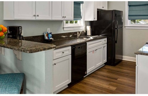 Ocean Drive Cottage | Club Wyndham at the Cottages 3 bedroom cottage in Myrtle Beach.