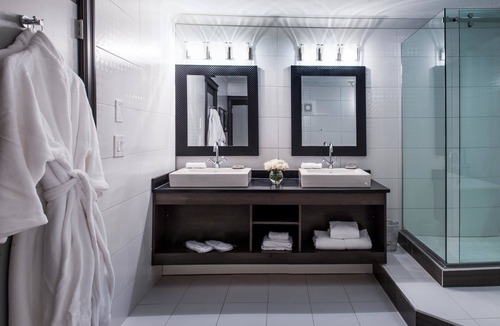 Banff Trail Hotel | Coast Calgary University Area Hotel by APA