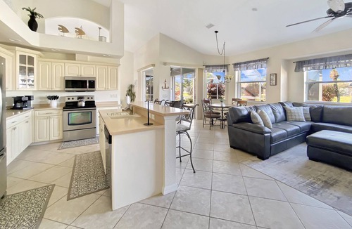 Long Meadow Villa | Coastal Calm, Sleeps 6, heated pool, 2 Dogs ok