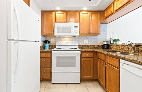 Avon By The Sea Condo | Coastal Comfort Steps from Cocoa Beach Pier W/Heated Pool, BBQ Grills & Private Balcony