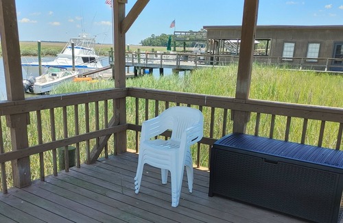 Whitemarsh Island Cottage | COASTAL COTTAGE BOAT DOCK FISH, WHITMARSH IS. SAVANNAH, TYBEE, GOLF NATL PARKS