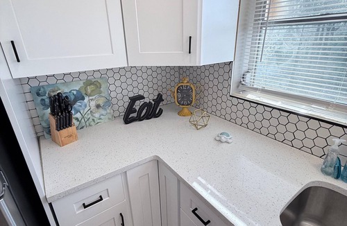 Grove City House | Coastal Escape 4mi to Beach Pet Friendly + Beach Gear & Patio