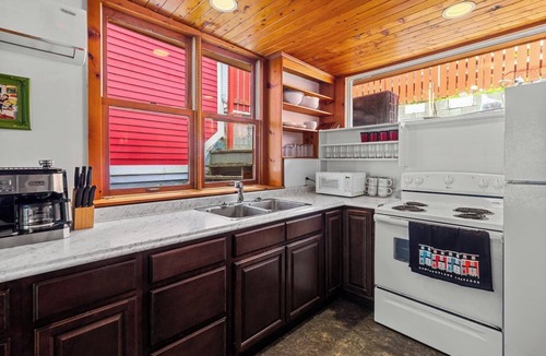Downtown St. John's House | Colorful Charm: Jellybean 3BR House In St. John's
