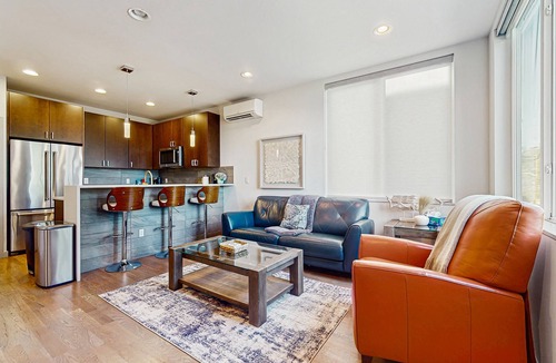 Crown Hill House | Colorful luxury home with rooftop patio & BBQ grill, board games, & more!