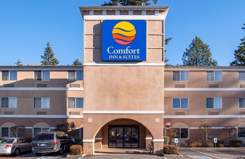 Canyon Park Hotel | Comfort Inn & Suites Bothell - Seattle North
