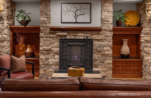 Milpitas Hotel | Comfortable Suite w/breakfast Near Major Silicon Valley Attractions