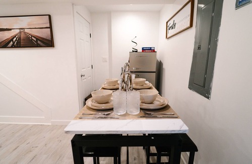 Park View House | Comfy 1BR Basement DC | Sleeps 5 | Near Metro