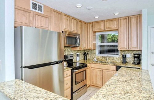 Siesta Key Condo | Condo #104 Completely remodeled Siesta Key 2 bedroom 1 bath Condo