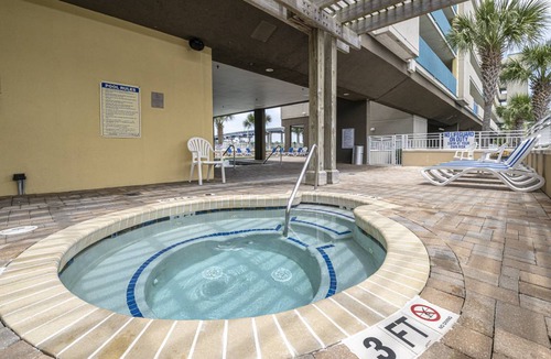 North Myrtle Beach Condo | Condo ∙ 3 bedrooms ∙ 6 guests