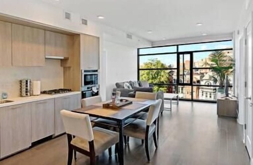 Shaw Bed & Breakfast | Contemporary | Downtown | Views | Luxury