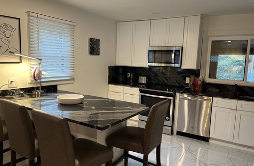 Durham Condo | Contemporary Home. Close to Downtown.