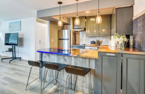 Glenarden House | Convenient Glenarden Home - 3 Mi to FedEx Field!