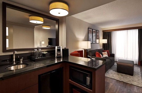 Friendship Heights Hotel | Convenient Metro Access | On-Site Dining Options | Indoor Pool | Free Breakfast!