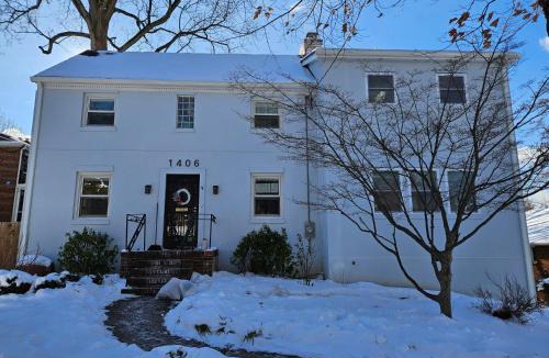 Northwest Apartment | Convenient Studio Apartment in Shepherd Park, DC