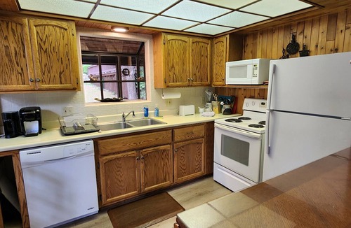 Graeagle House | Conveniently located mountain home nestled in the forest at Graeagle