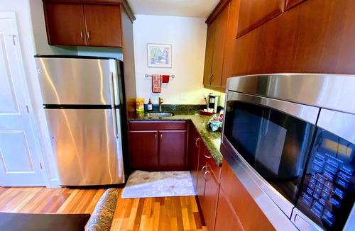 Laurel Park House | Coolest Downtown Neighborhood - Ebikes, Beach Gear, Kayaks, Pickleball