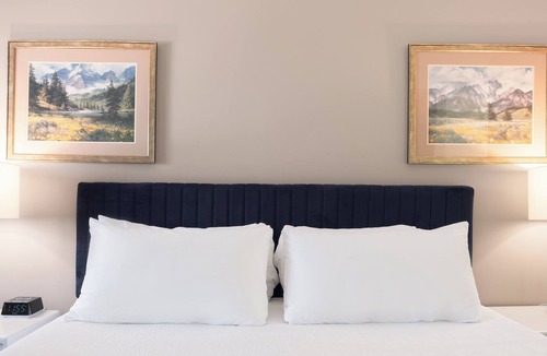 Okanagan-Similkameen Hotel | Copper Mountain Inn & Suites