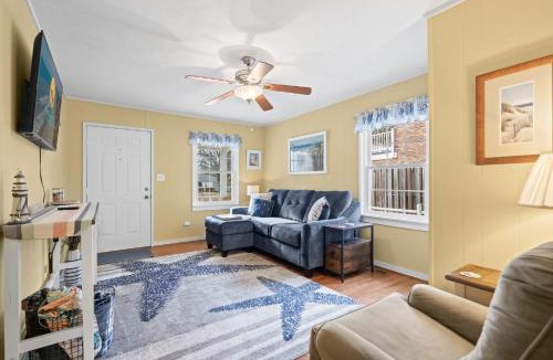 Crescent Beach House | 'Coral Cottage' - North Myrtle Beach Family House