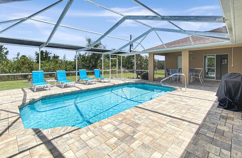 Gulf Cove Villa | Coral cove, Sleeps 6, heated pool, 2 Dog ok