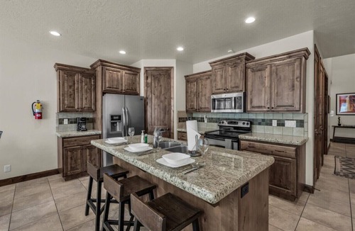 Washington Villa | Coral Ridge by Cloud Dream Homes - 3 Bedroom Home with Pool, Hot Tub and EV Charging
