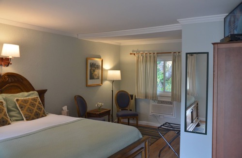 Cornwall Bridge House | Cornwall Inn and Lodge