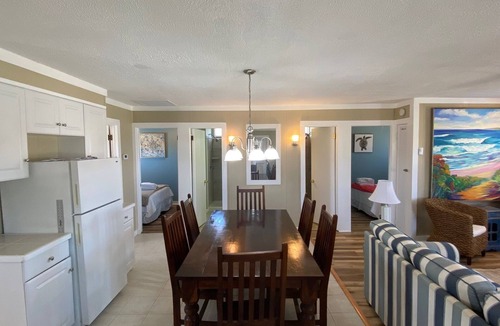 Kill Devil Hills Cottage | Cottage Close To Beach and abuts the Wright Brother Memorial