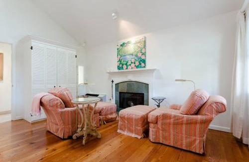 Calistoga Bed & Breakfast | Cottage Grove Inn