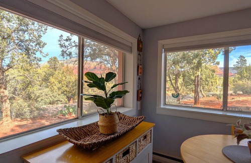 Sedona Cottage | Cottage near Uptown Short Walk to Tlaquepaque Arts and Crafts Village and trails