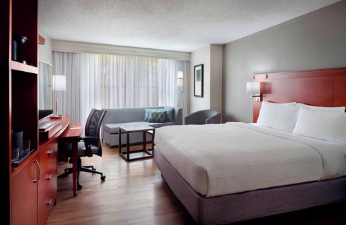 Downtown Decatur Hotel | Courtyard Atlanta Decatur Downtown/Emory