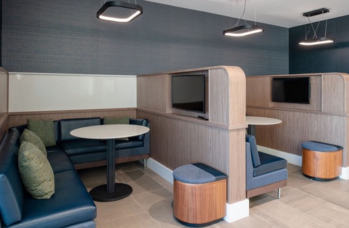 Modesto Hotel | Courtyard by Marriott Modesto North