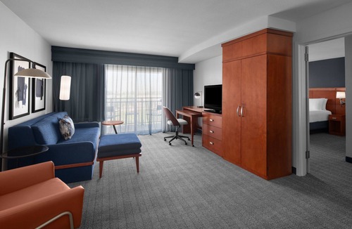 Maryvale Hotel | Courtyard by Marriott Phoenix West/Avondale