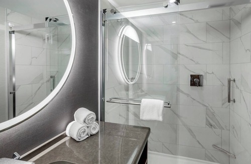 Dupont Circle Hotel | Courtyard by Marriott Washington, DC Dupont Circle