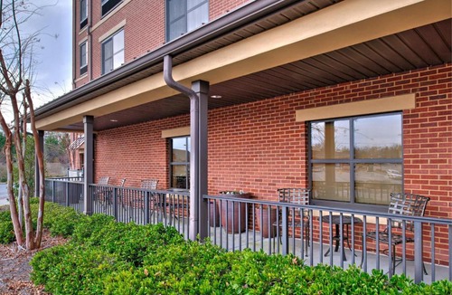 Clemson Hotel | Courtyard Clemson