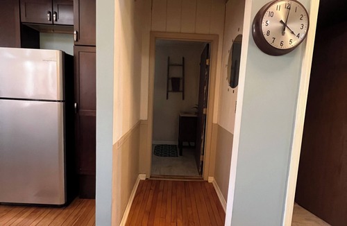 Onondaga Apartment | Cozy 1-bedroom apartment with AC in quiet area 15 minutes from Downtown Lansing