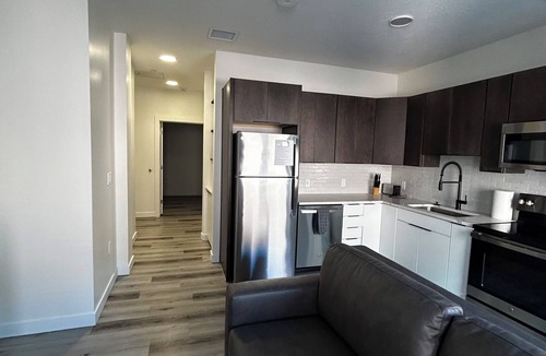 Rio Grande Apartment | Cozy 1-bedroom Loft next to Convention Center in downtown Salt Lake City