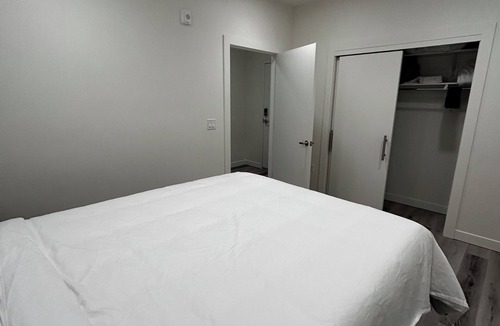 Rio Grande Apartment | Cozy 1-bedroom Loft next to Convention Center in downtown Salt Lake City