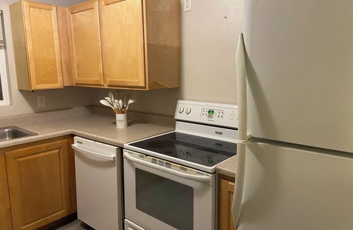 Pleasant Grove Apartment | Cozy 2-bedroom apartment in gorgeous Pleasant Grove