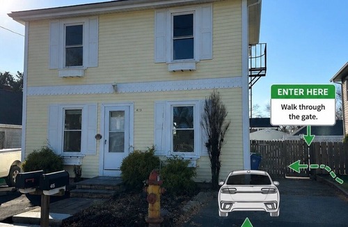 Attleboro Apartment | Cozy 2-bedroom apartment in lovely Attleboro with AC