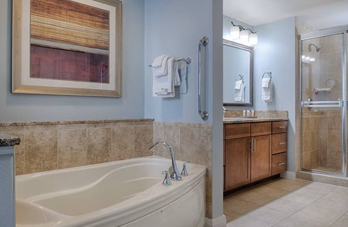 National Harbor Condo | Cozy 2-bedroom condo in National Harbor, MD, Close to D.C., with AC, WiFi