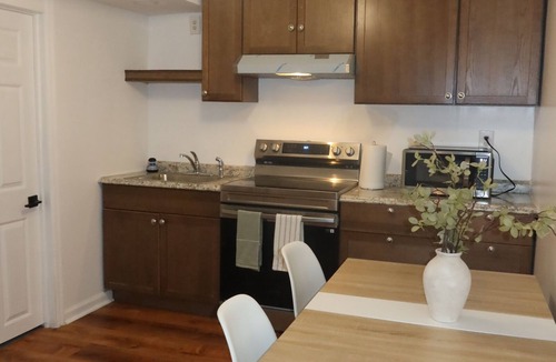 Owings Mills House | Cozy 2-bedroom Guest Suite in wonderful Owings Mills.