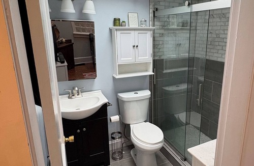 Columbus House | Cozy 2-bedroom village carriage house in Columbus' Historic German Village area