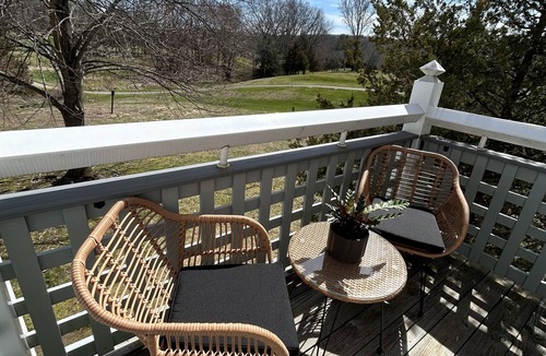 Norwich Villa | Cozy 2BR Spa Retreat Near Mohegan Sun