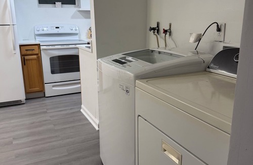 Fort Washington Apartment | Cozy basement near National Harbor and 25 min close to D.C.
