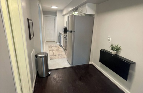 Northeast Apartment | Cozy Brentwood Suite, Fully Furnished Home in Washington, D.C.